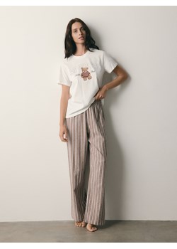 Reserved - Dwuczęściowa piżama z nadrukiem - brązowy - id: 205EY-84X - marki Reserved - 187294147 Reserved - Dwuczęściowa piżama z nadrukiem - brązowy ze sklepu Reserved w kategorii Piżamy damskie - zdjęcie 187294147