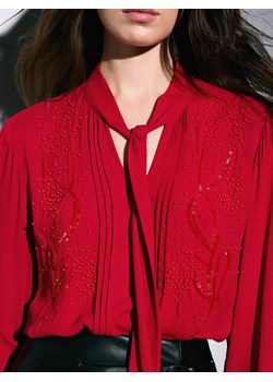 Mohito - Bluzka z wiskozy - czerwony - id: 874GX-33X - marki Mohito - 187295445 Mohito - Bluzka z wiskozy - czerwony ze sklepu Mohito w kategorii Bluzki damskie - zdjęcie 187295445