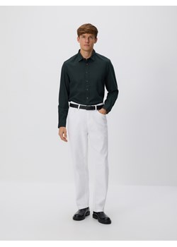 Reserved - Bawełniana koszula regular fit - ciemnozielony - id: 413GT-79P - marki Reserved - 187295896 Reserved - Bawełniana koszula regular fit - ciemnozielony ze sklepu Reserved w kategorii Koszule męskie - zdjęcie 187295896