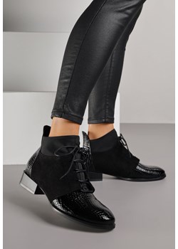 Czarne Botki Typu Trzewiki z Lakierowanymi Wstawkami z Tłoczeniem Krokodyla Zetilla - id: 401832 - marki born2be - 187296835 Czarne Botki Typu Trzewiki z Lakierowanymi Wstawkami z Tłoczeniem Krokodyla Zetilla ze sklepu born2be.pl w kategorii Botki - zdjęcie 187296835