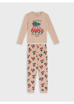 Sinsay - Bawełniana piżama dwuczęściowa z motywem świątecznym - beżowy - id: 936EV-08X - marki Sinsay - 187297225 Sinsay - Bawełniana piżama dwuczęściowa z motywem świątecznym - beżowy ze sklepu Sinsay w kategorii Piżamy dziecięce - zdjęcie 187297225