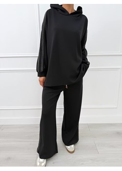 Czarny Wiskozowy Komplet z Lampasem ze sklepu ModnaKiecka.pl w kategorii Dresy damskie - zdjęcie 187297445