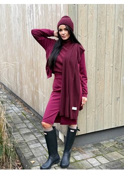 Bordowy Dresowy Komplet ze Spódnicą - id: 23069373 - marki Modnakiecka.pl - 187297539 Bordowy Dresowy Komplet ze Spódnicą ze sklepu ModnaKiecka.pl w kategorii Komplety i garnitury damskie - zdjęcie 187297539