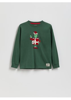 Reserved - Longsleeve Grinch - ciemnozielony - id: 611FJ-79X - marki Reserved - 187303687 Reserved - Longsleeve Grinch - ciemnozielony ze sklepu Reserved w kategorii Bluzy dziewczęce - zdjęcie 187303687