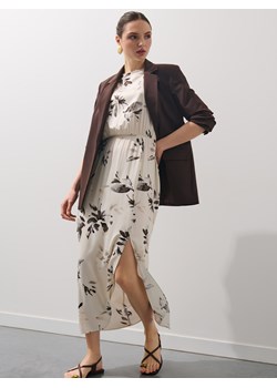 Mohito - Biała sukienka maxi z wiskozy - biały - id: 944FT-00P - marki Mohito - 187304166 Mohito - Biała sukienka maxi z wiskozy - biały ze sklepu Mohito w kategorii Sukienki - zdjęcie 187304166