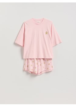 Reserved - Świąteczna piżama dwuczęściowa - pastelowy róż ze sklepu Reserved w kategorii Piżamy damskie - zdjęcie 187304907