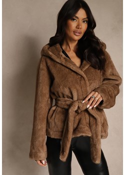 Jasnobrązowa Futerkowa Kurtka z Kapturem i Wiązanym Paskiem Zetele ze sklepu renee.pl w kategorii Futra damskie - zdjęcie 187305005
