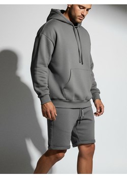 Sinsay - Szorty slim fit - szary - id: 5153O-09X - marki Sinsay - 187306055 Sinsay - Szorty slim fit - szary ze sklepu Sinsay w kategorii Spodenki męskie - zdjęcie 187306055