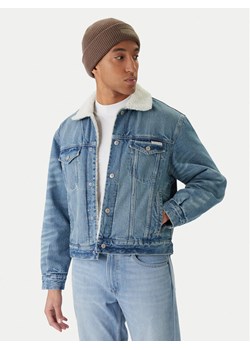 Calvin Klein Jeans Kurtka jeansowa 90s Sherpa LV04RD737G Niebieski Regular Fit - id: 0000305346346 - marki Calvin Klein - 187306408 Calvin Klein Jeans Kurtka jeansowa 90s Sherpa LV04RD737G Niebieski Regular Fit ze sklepu MODIVO w kategorii Kurtki męskie - zdjęcie 187306408