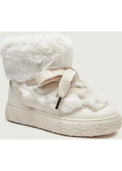 Guess Śniegowce UNESSA | shearling - id: GU255W000297B37 - marki Guess - 187309095 Guess Śniegowce UNESSA | shearling ze sklepu Gomez Fashion Store w kategorii Śniegowce damskie - zdjęcie 187309095