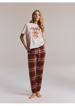 Reserved - Piżama ze świątecznym motywem - czerwony - id: 955EX-33X - marki Reserved - 187312699 Reserved - Piżama ze świątecznym motywem - czerwony ze sklepu Reserved w kategorii Piżamy damskie - zdjęcie 187312699