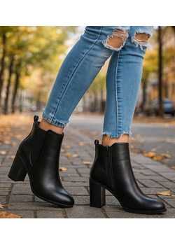 Czarne klasyczne botki damskie na obcasie /i4-2 h2 18394 W355/ - id: 33358 - marki Pantofelek24.pl - 187312816 Czarne klasyczne botki damskie na obcasie /i4-2 h2 18394 W355/ ze sklepu Pantofelek24.pl w kategorii Botki - zdjęcie 187312816