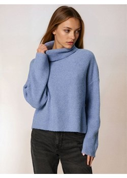Sinsay - Prążkowany sweter - niebieski - id: 414FJ-57X - marki Sinsay - 187316028 Sinsay - Prążkowany sweter - niebieski ze sklepu Sinsay w kategorii Swetry damskie - zdjęcie 187316028