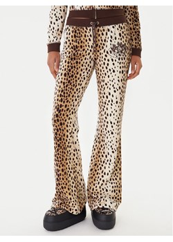 Juicy Couture Spodnie dresowe JCGBJ225013A Beżowy Regular Fit - id: 0000305588975 - marki Juicy Couture - 187319789 Juicy Couture Spodnie dresowe JCGBJ225013A Beżowy Regular Fit ze sklepu MODIVO w kategorii Spodnie damskie - zdjęcie 187319789