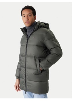 Tommy Jeans Kurtka puchowa Essential DM0DM20466 Zielony Regular Fit - id: 0000305361103 - marki Tommy Jeans - 187319918 Tommy Jeans Kurtka puchowa Essential DM0DM20466 Zielony Regular Fit ze sklepu MODIVO w kategorii Kurtki męskie - zdjęcie 187319918
