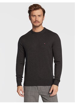 Tommy Hilfiger Sweter MW0MW28046 Szary Regular Fit - id: 0000301061533 - marki Tommy Hilfiger - 187319949 Tommy Hilfiger Sweter MW0MW28046 Szary Regular Fit ze sklepu MODIVO w kategorii Swetry męskie - zdjęcie 187319949