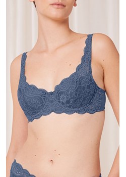 Triumph biustonosz usztywniany niebieski Amourette 300 WHP X 10166798, Kolor niebieski, Rozmiar 80B, Triumph - id: 183535 - marki Triumph - 187323047 Triumph biustonosz usztywniany niebieski Amourette 300 WHP X 10166798, Kolor niebieski, Rozmiar 80B, Triumph ze sklepu Primodo w kategorii Biustonosze - zdjęcie 187323047