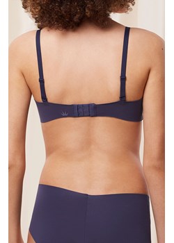 Triumph biustonosz miękki soft bez fiszbin granatowy Flex Smart N EX 10215907, Kolor granatowy, Rozmiar 2, Triumph ze sklepu Primodo w kategorii Biustonosze - zdjęcie 187323109