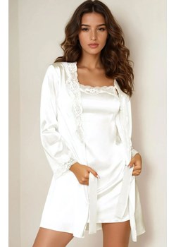 Satynowy 3-częściowy komplet damski szlafrok koszulka stringi ecru Jacqueline LC 90249, Kolor ecru, Rozmiar L/XL, LivCo Corsetti Fashion ze sklepu Intymna w kategorii Piżamy damskie - zdjęcie 187323815