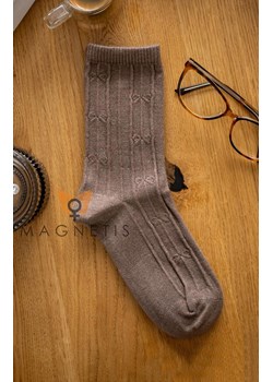 Brązowe skarpetki damskie z fakturowanym motywem YN-5039, Kolor brązowy, Rozmiar uniwersalny, Magnetis ze sklepu Intymna w kategorii Skarpetki damskie - zdjęcie 187324406