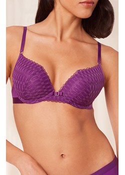 Triumph biustonosz push-up fioletowy Aura Spotlight T WHU 10216452, Kolor fioletowy, Rozmiar 75A, Triumph ze sklepu Intymna w kategorii Biustonosze - zdjęcie 187324665