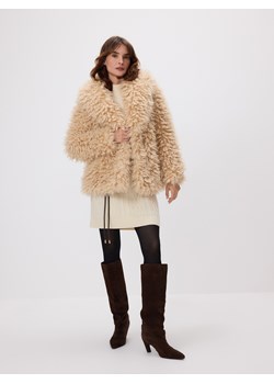 Reserved - Kurtka ze sztucznego futerka - kremowy - id: 472IK-12X - marki Reserved - 187327307 Reserved - Kurtka ze sztucznego futerka - kremowy ze sklepu Reserved w kategorii Futra damskie - zdjęcie 187327307