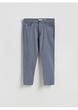 Reserved - Bawełniane spodnie slim fit - granatowy - id: 525GC-59M - marki Reserved - 187327315 Reserved - Bawełniane spodnie slim fit - granatowy ze sklepu Reserved w kategorii Spodnie męskie - zdjęcie 187327315