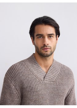 Reserved - Sweter z wełną - beżowy ze sklepu Reserved w kategorii Swetry męskie - zdjęcie 187331605