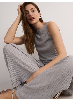 Reserved - Top z ozdobnym haftowaniem - jasnoszary ze sklepu Reserved w kategorii Bluzki damskie - zdjęcie 187331709