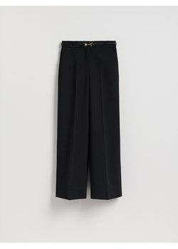 Reserved - Spodnie z paskiem - czarny ze sklepu Reserved w kategorii Spodnie damskie - zdjęcie 187332105