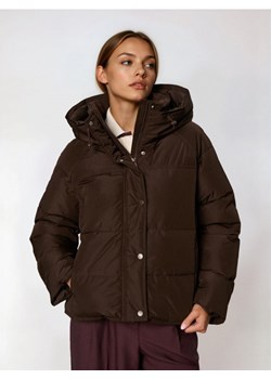 Sinsay - Pikowana kurtka puffer z kapturem - brązowy ze sklepu Sinsay w kategorii Kurtki damskie - zdjęcie 187333207