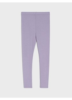 Sinsay - Prążkowane legginsy - fioletowy ze sklepu Sinsay w kategorii Spodnie dziewczęce - zdjęcie 187339036