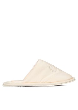 Kapcie Calvin Klein Jeans Slipper Satin Moire YW0YW02053 Écru ze sklepu eobuwie.pl w kategorii Kapcie damskie - zdjęcie 187352286