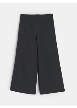 Sinsay - Spodnie dresowe wide leg - czarny ze sklepu Sinsay w kategorii Spodnie dziewczęce - zdjęcie 187355146