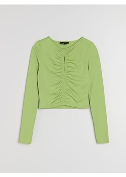 Sinsay - Krótka bluzka z długim rękawem i marszczeniem z przodu - zielony ze sklepu Sinsay w kategorii Bluzki damskie - zdjęcie 187358987