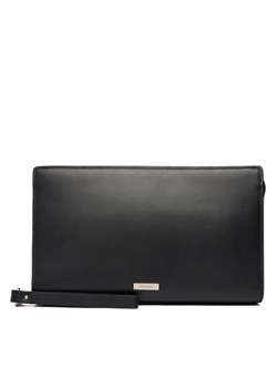 Calvin Klein Kosmetyczka Plaque Wash Bag LV04D1109G Czarny ze sklepu MODIVO w kategorii Kosmetyczki - zdjęcie 187359517