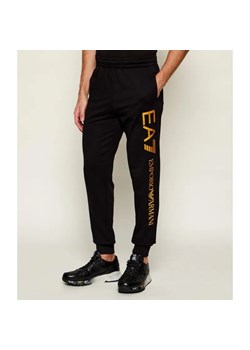 EA7 Spodnie jogger | Slim Fit ze sklepu Gomez Fashion Store w kategorii Spodnie męskie - zdjęcie 187367485