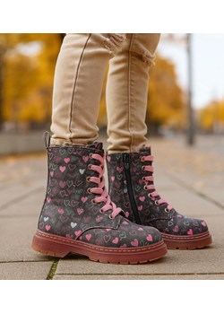 Zimowe czarne dziewczęce trapery z futerkiem /A8-1 18438 T399/ ze sklepu Pantofelek24.pl w kategorii Buty zimowe dziecięce - zdjęcie 187372215