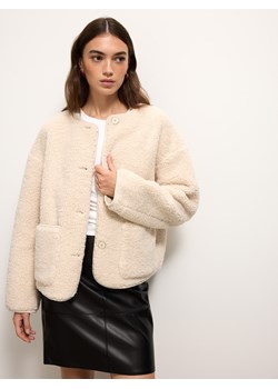 Mohito - Kremowa kurtka typu teddy - beżowy ze sklepu Mohito w kategorii Kurtki damskie - zdjęcie 187385585
