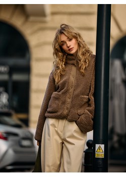 Mohito - Kurtka typu teddy - brązowy ze sklepu Mohito w kategorii Kurtki damskie - zdjęcie 187385605