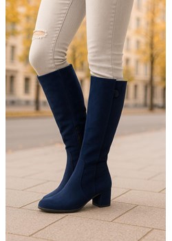 Granatowe ocieplane kozaki damskie na niskim obcasie /B5-1 18459 T582/ ze sklepu Pantofelek24.pl w kategorii Kozaki damskie - zdjęcie 187388678