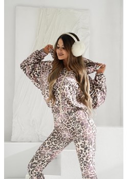 welurowy komplet dres good mood z logo bluza uni oversize z kapturem + legginsy welur polski produkt by mielczarkowski - print pantera jasna ze sklepu STYLOWO w kategorii Komplety bielizny damskiej - zdjęcie 187390139