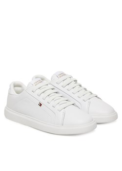 Sneakersy Tommy Hilfiger Th Icon Court Light FW0FW08948 Biały ze sklepu eobuwie.pl w kategorii Buty sportowe damskie - zdjęcie 187390899