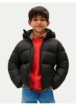 Tommy Hilfiger Kurtka puchowa Essential KB0KB10091 D Czarny Regular Fit ze sklepu MODIVO w kategorii Kurtki chłopięce - zdjęcie 187391195