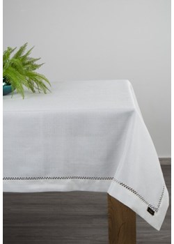 OBRUS EMILY 140 X 180 CM BIAŁY ze sklepu lenaodniemowlakadoszkolniaka.pl w kategorii Obrusy i bieżniki - zdjęcie 187411639