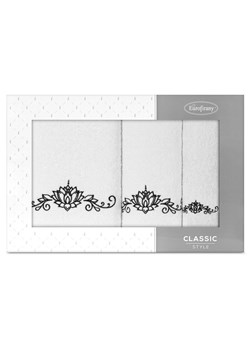 KOMPLET RĘCZNIKÓW 3 56 X 36 X 7 CM BIAŁY ze sklepu lenaodniemowlakadoszkolniaka.pl w kategorii Ręczniki - zdjęcie 187415486