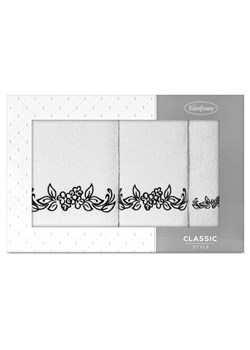 KOMPLET RĘCZNIKÓW 3 56 X 36 X 7 CM BIAŁY ze sklepu lenaodniemowlakadoszkolniaka.pl w kategorii Ręczniki - zdjęcie 187446349