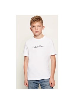 Calvin Klein Jeans T-shirt | Regular Fit ze sklepu Gomez Fashion Store w kategorii T-shirty chłopięce - zdjęcie 187471779