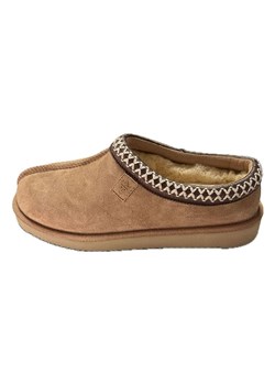 Kaiser Naturfellprodukte Wełniane klapki &quot;Narvik&quot; w kolorze jasnobrązowym ze sklepu Limango Polska w kategorii Klapki damskie - zdjęcie 187472159