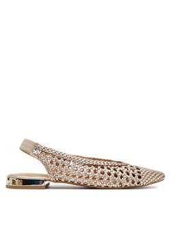 Czółenka Gioseppo Guatavita 68238-P Złoty ze sklepu eobuwie.pl w kategorii Sandały damskie - zdjęcie 187475677